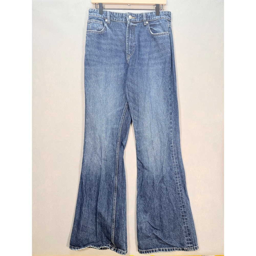 Zara High Waisted Flare Jeans Medium Wash‎ Blue Denim Raw Hem Size 8/30